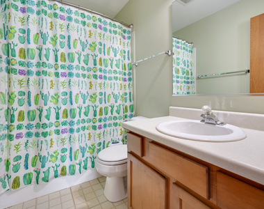 1829 Golden Gate Lane - Photo Thumbnail 20