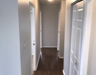 324 Hiawatha Drive - Photo Thumbnail 2