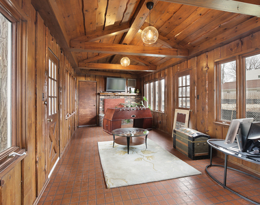 1804 Chapel Court - Photo Thumbnail 18