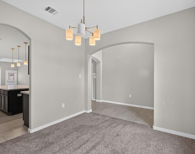 6915 Rosemont Court - Photo Thumbnail 27
