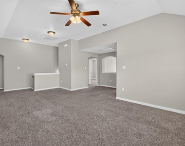 6915 Rosemont Court - Photo Thumbnail 30