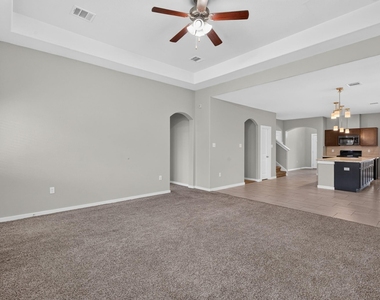 6915 Rosemont Court - Photo Thumbnail 19