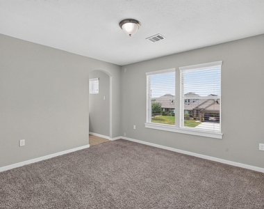 6915 Rosemont Court - Photo Thumbnail 38