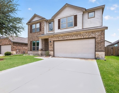6915 Rosemont Court - Photo Thumbnail 2