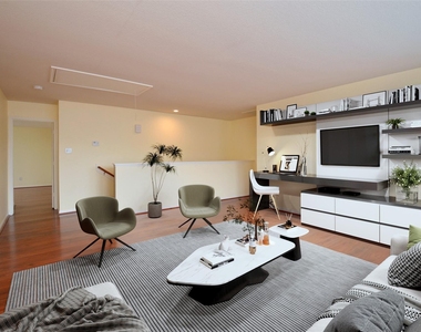 3907 Pebble Garden Lane - Photo Thumbnail 5