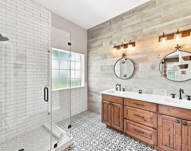 22918 Red River Drive - Photo Thumbnail 19