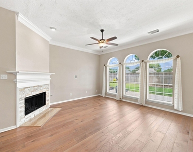 22918 Red River Drive - Photo Thumbnail 7