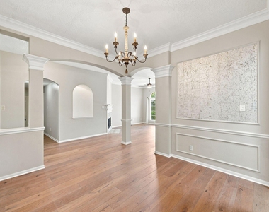 22918 Red River Drive - Photo Thumbnail 5