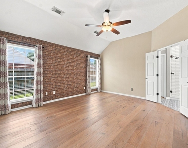22918 Red River Drive - Photo Thumbnail 17