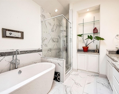5807 Kansas Street - Photo Thumbnail 9