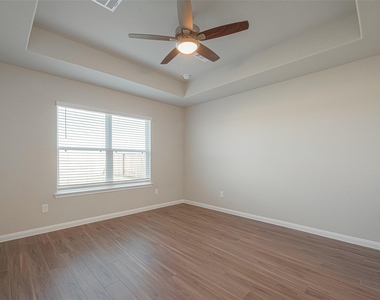 5318 Briana Dee Dr - Photo Thumbnail 25