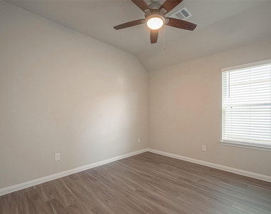 5318 Briana Dee Dr - Photo Thumbnail 21
