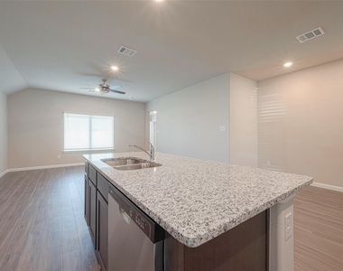5318 Briana Dee Dr - Photo Thumbnail 14