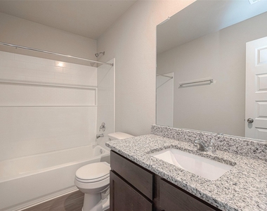 5318 Briana Dee Dr - Photo Thumbnail 20