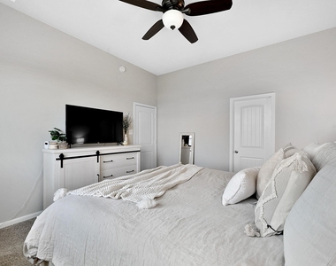 25502 Marisol Sunsets Lane - Photo Thumbnail 11