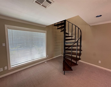 10220 Memorial Drive - Photo Thumbnail 9