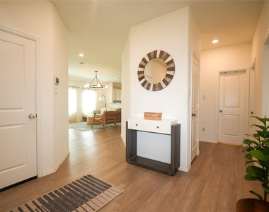 8446 Manta Ray Drive - Photo Thumbnail 6