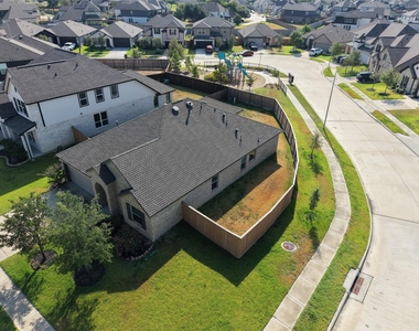 8446 Manta Ray Drive - Photo Thumbnail 28