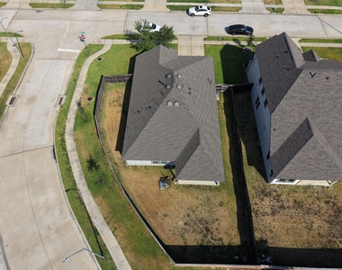 8446 Manta Ray Drive - Photo Thumbnail 26