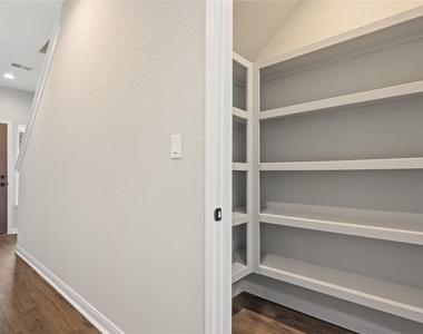 14010 Longstreet Road - Photo Thumbnail 21