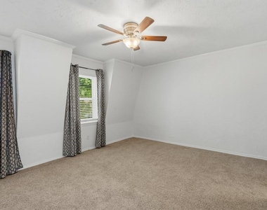 1349 Mardi Lane - Photo Thumbnail 14