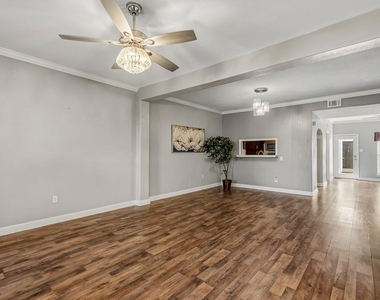 1349 Mardi Lane - Photo Thumbnail 5