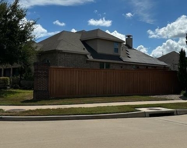 16839 Kilgarth Drive - Photo Thumbnail 5