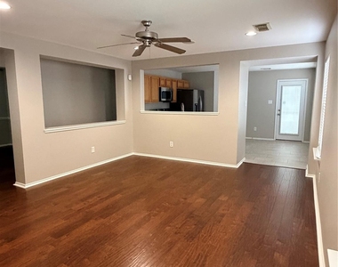 3026 Tall Tree Ridge Way - Photo Thumbnail 9