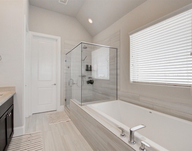 9664 Knight Road - Photo Thumbnail 18