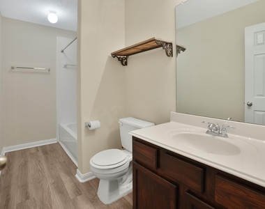21558 Duke Alexander Drive - Photo Thumbnail 5