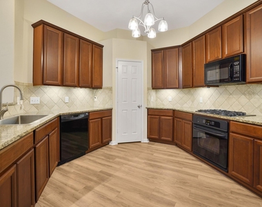 21558 Duke Alexander Drive - Photo Thumbnail 15