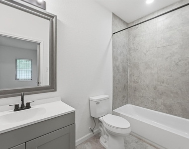 319 N Carolina Street - Photo Thumbnail 17