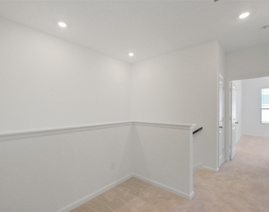 5562 Amber Brook Lane - Photo Thumbnail 18