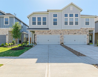 5562 Amber Brook Lane - Photo Thumbnail 7