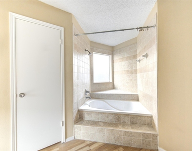 12530 Laleu Lane - Photo Thumbnail 21