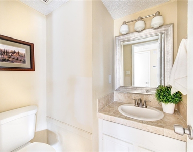 12530 Laleu Lane - Photo Thumbnail 14