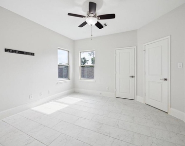 1230 W 25th Street - Photo Thumbnail 18