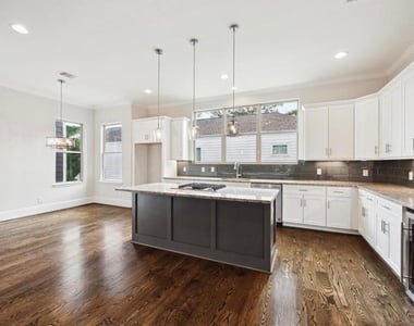 1230 W 25th Street - Photo Thumbnail 9