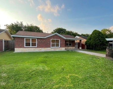 2509 Morningside Lane - Photo Thumbnail 1