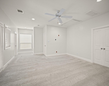 2923 Pease Street - Photo Thumbnail 21