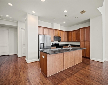 2923 Pease Street - Photo Thumbnail 13