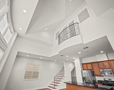 2923 Pease Street - Photo Thumbnail 11