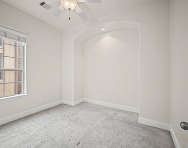 2923 Pease Street - Photo Thumbnail 14