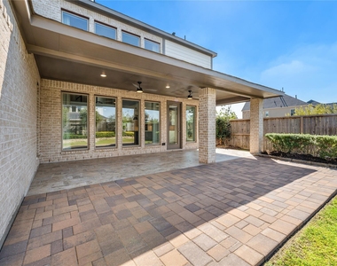 28618 Casen Ranch Lane - Photo Thumbnail 45