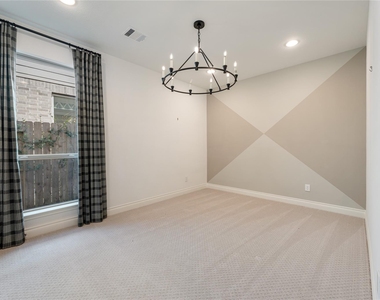 28618 Casen Ranch Lane - Photo Thumbnail 12