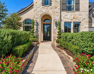 28618 Casen Ranch Lane - Photo Thumbnail 4