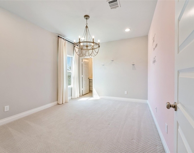 28618 Casen Ranch Lane - Photo Thumbnail 13