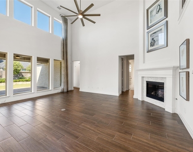 28618 Casen Ranch Lane - Photo Thumbnail 7