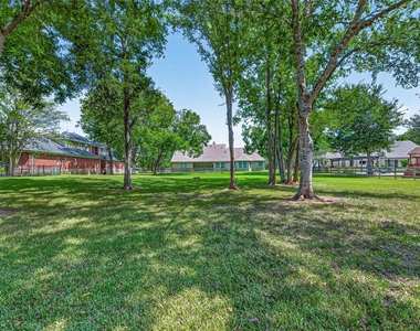 32515 Westminster Drive - Photo Thumbnail 35