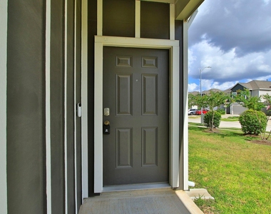 3902 Deledda Drive - Photo Thumbnail 5